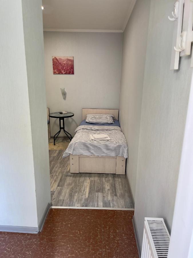 Mr Guest House Tbilisi Ngoại thất bức ảnh